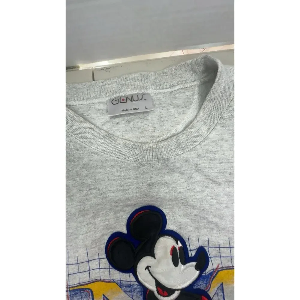 VTG Mickey Mouse Classics Sweatshirt Gray Large Walt Disney Genus Embroider 90s - Picture 4 of 8